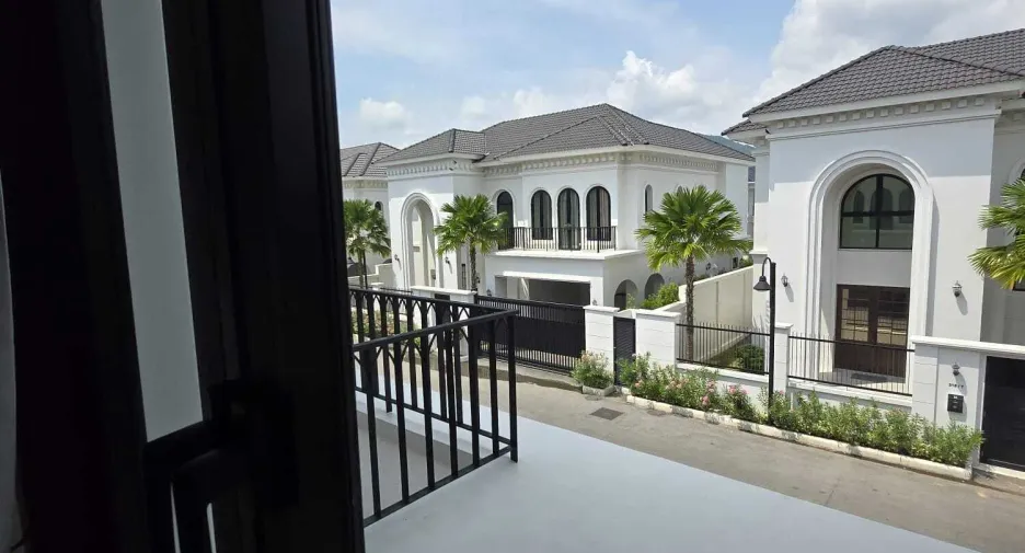 For sale 3 bedrooms villa in Thalang, Phuket