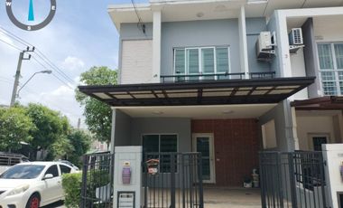 For rent 3 bedrooms townhouse in Prawet, Bangkok