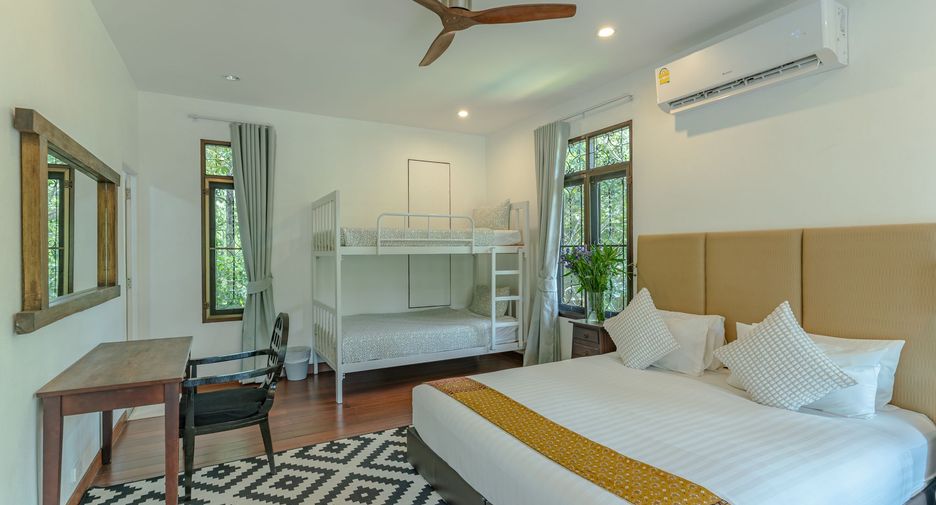 For rent 5 bedrooms villa in Mueang Krabi, Krabi