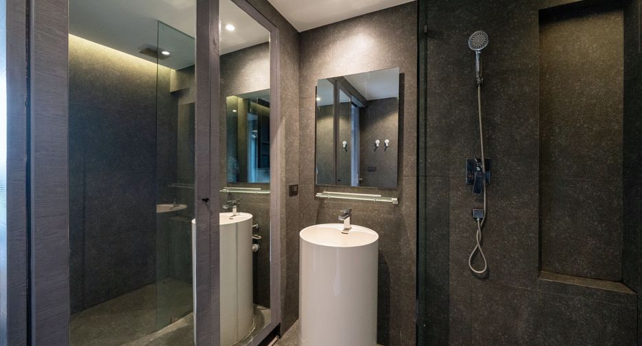 For sale 2 bedrooms condo in Kathu, Phuket