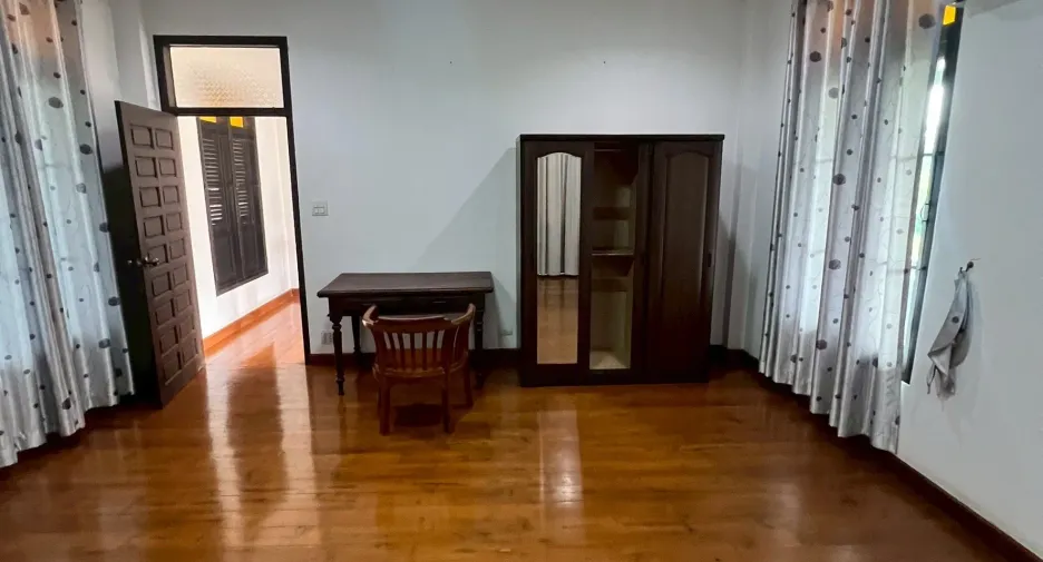 For rent 2 bedrooms house in Mae Sot, Tak