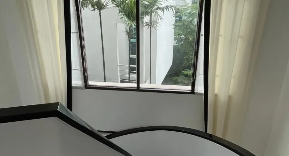 For sale 3 bedrooms condo in Yan Nawa, Bangkok