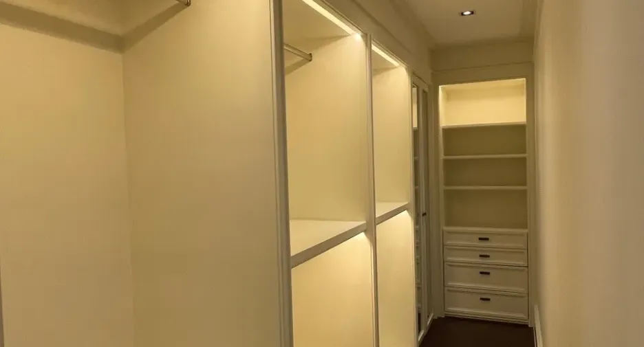For sale 3 bedrooms condo in Yan Nawa, Bangkok