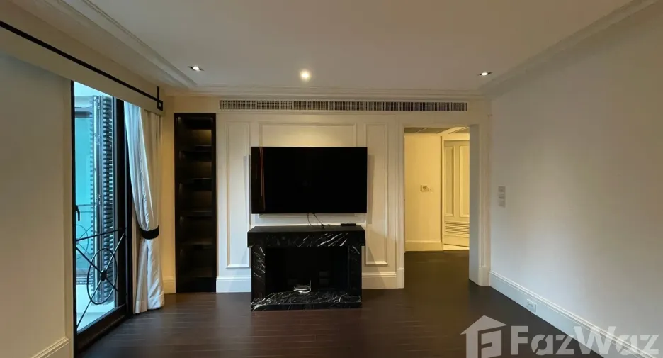 For sale 3 bedrooms condo in Yan Nawa, Bangkok