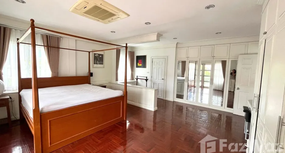 For rent 4 bedrooms house in Mueang Khon Kaen, Khon Kaen