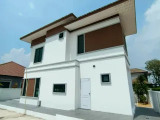 For sale 3 bedrooms house in Mueang Nakhon Pathom, Nakhon Pathom