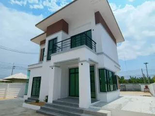 For sale 3 bedrooms house in Mueang Nakhon Pathom, Nakhon Pathom
