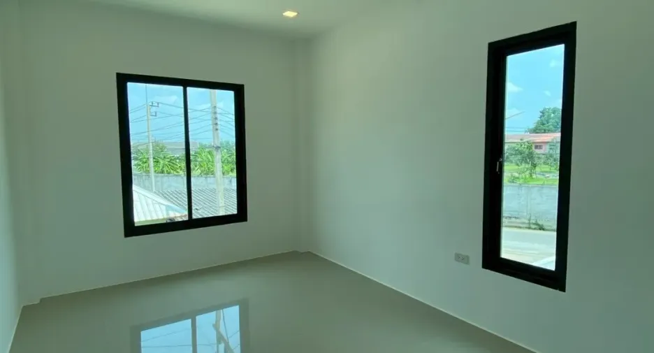 For sale 3 bedrooms house in Mueang Nakhon Pathom, Nakhon Pathom