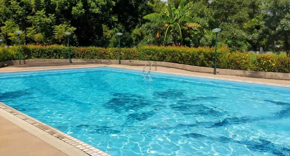For sale 3 bedrooms condo in Mueang Pathum Thani, Pathum Thani
