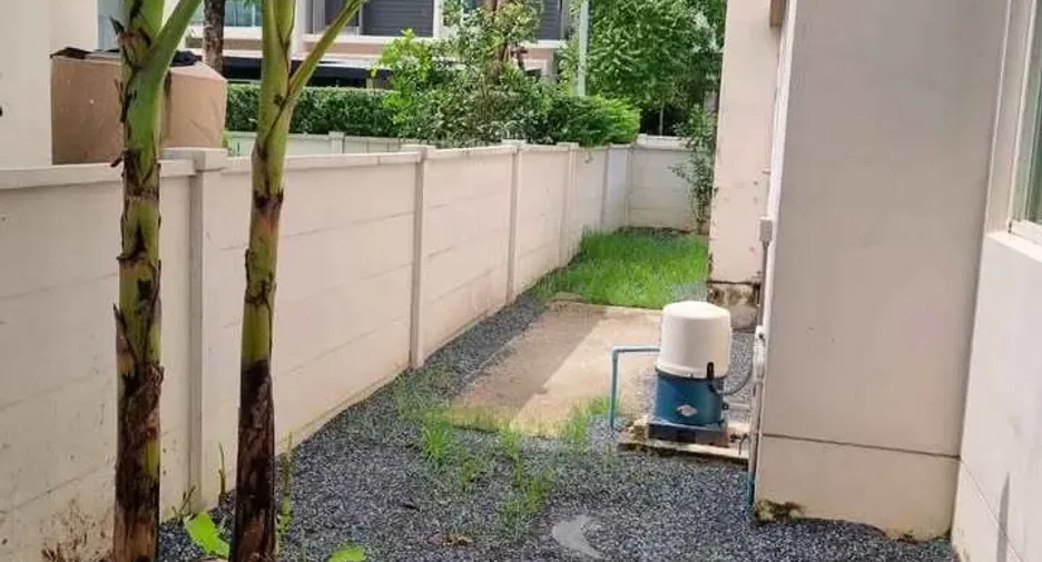 For rent 4 bedrooms house in Pak Kret, Nonthaburi
