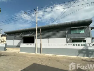 Haus zur Miete mit Studio in Lat Lum Kaeo, Pathum Thani
