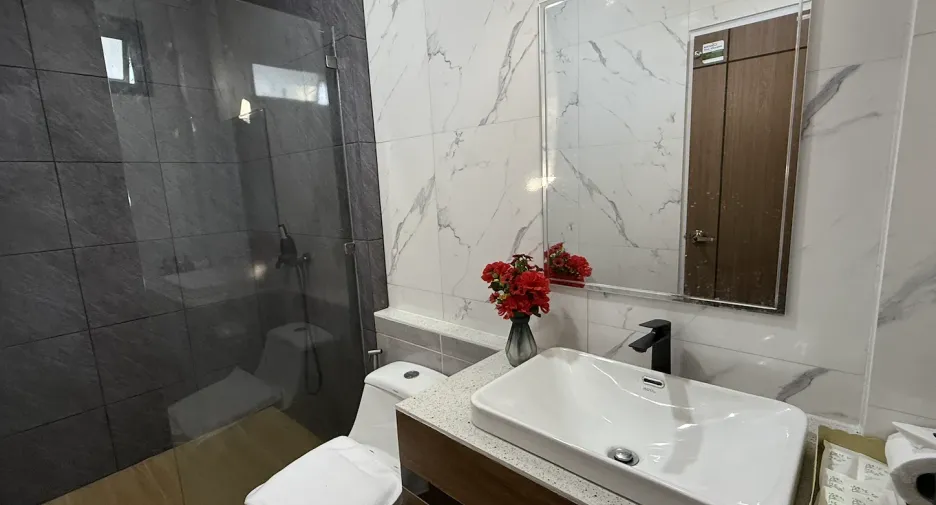 For sale 6 bedrooms villa in Mueang Ubon Ratchathani, Ubon Ratchathani