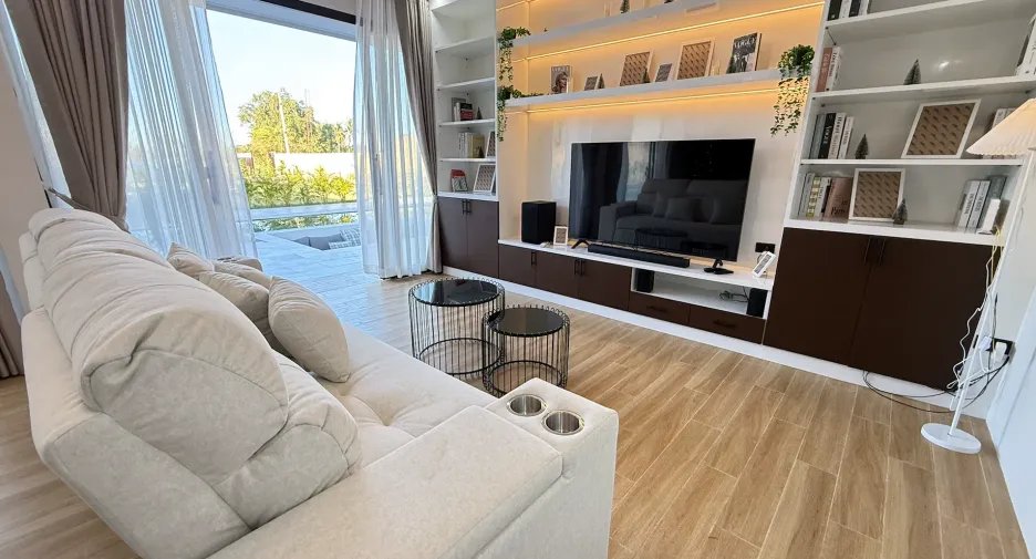 For sale 6 bedrooms villa in Mueang Ubon Ratchathani, Ubon Ratchathani