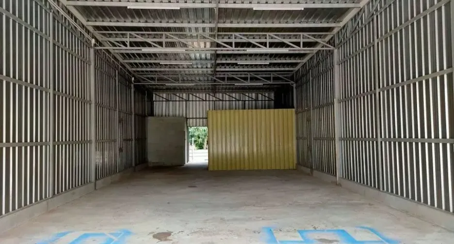 À louer studio maison à Lat Lum Kaeo, Pathum Thani