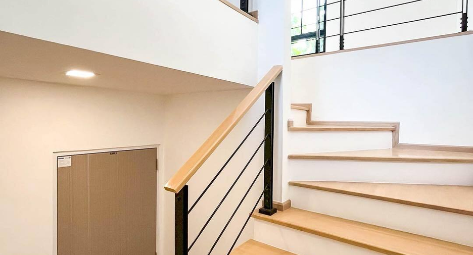For sale 3 bedrooms townhouse in Suan Luang, Bangkok
