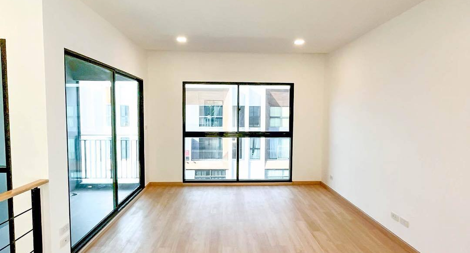 For sale 3 bedrooms townhouse in Suan Luang, Bangkok