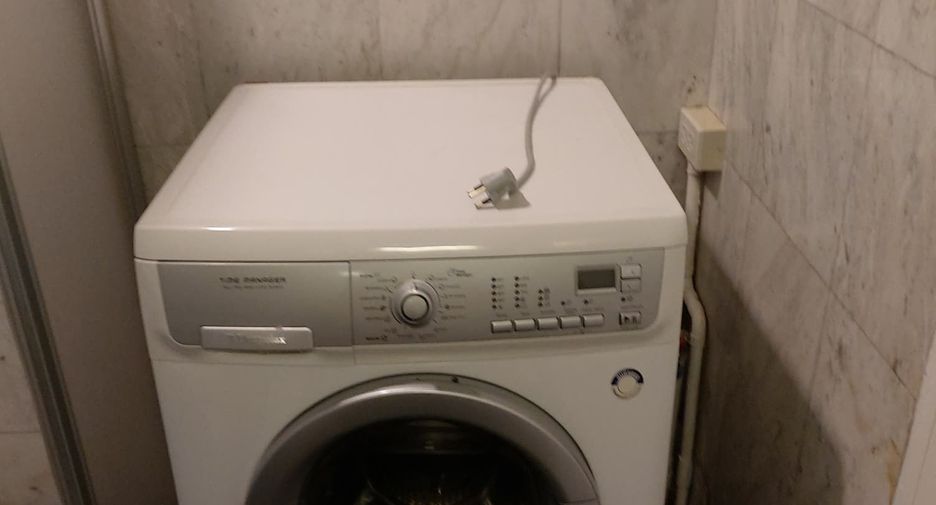 For rent 1 bed condo in Pathum Wan, Bangkok