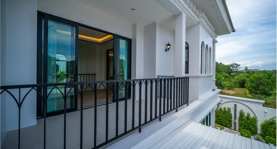 For sale 3 bedrooms villa in Thalang, Phuket