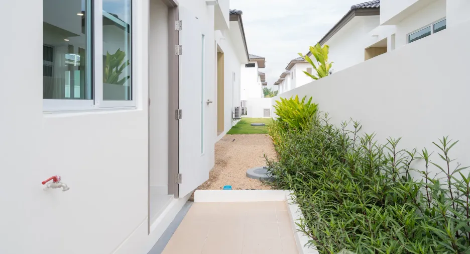 For rent 4 bedrooms house in Doi Saket, Chiang Mai