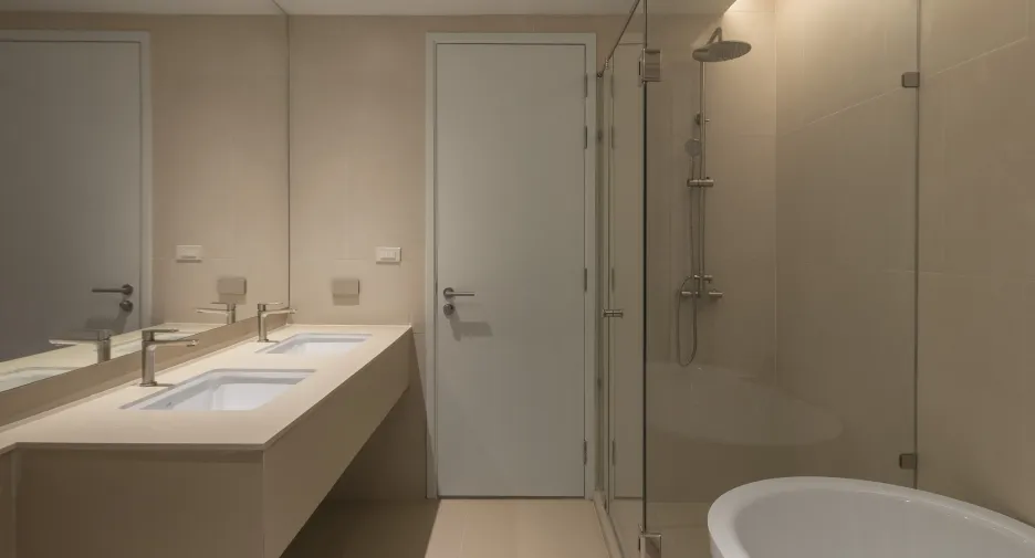 For rent 3 bedrooms condo in Sathon, Bangkok