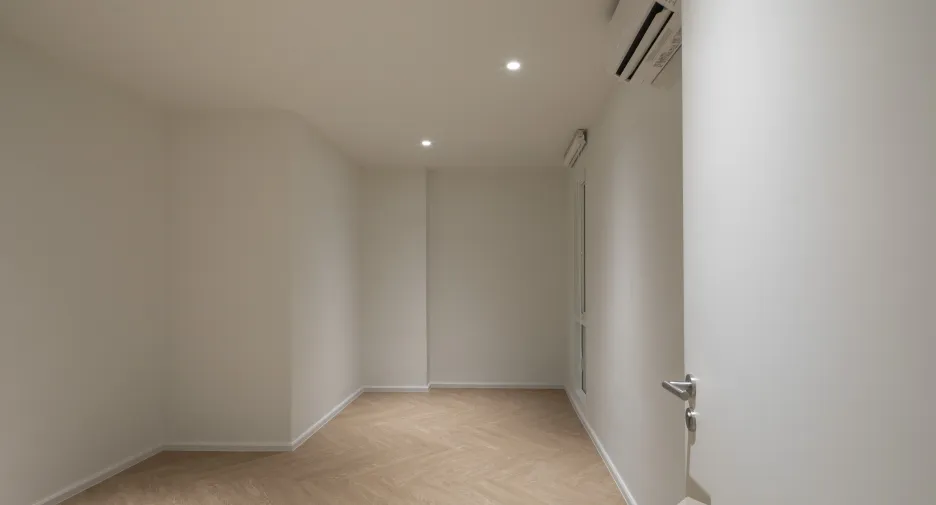 For rent 3 bedrooms condo in Sathon, Bangkok