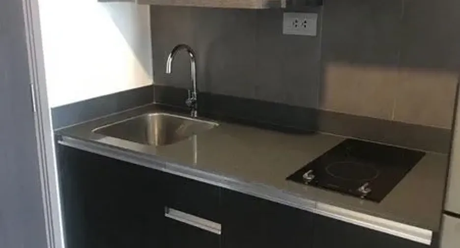 For rent 1 bed condo in Bang Rak, Bangkok