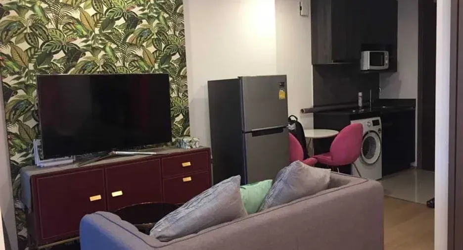 For rent 1 bed condo in Bang Rak, Bangkok