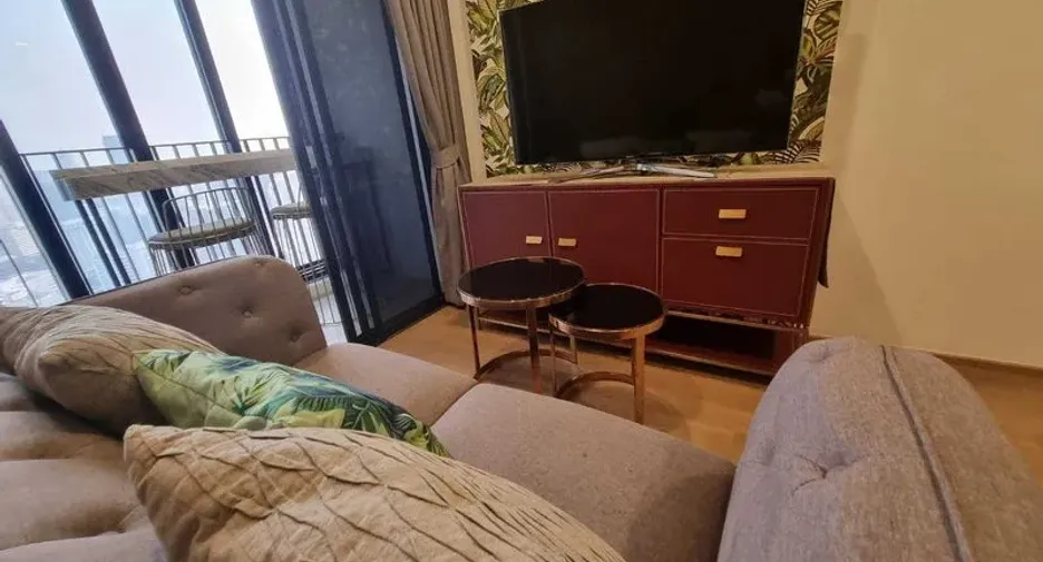 For rent 1 bed condo in Bang Rak, Bangkok