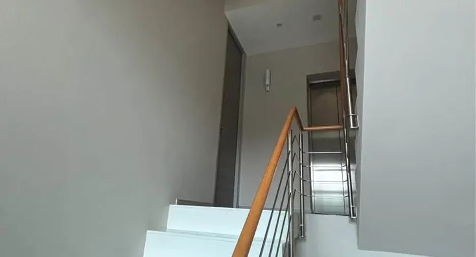 For rent and for sale 4 bedrooms office in Suan Luang, Bangkok