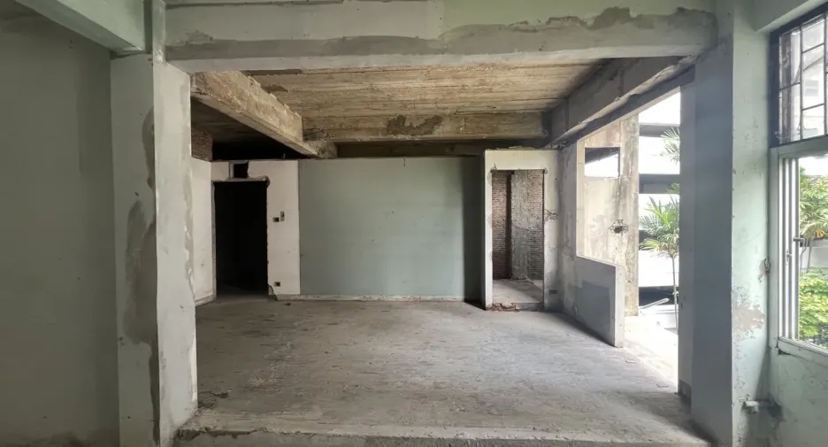 For rent retail Space in Bang Rak, Bangkok