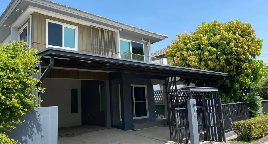 For rent 3 bedrooms house in Prawet, Bangkok