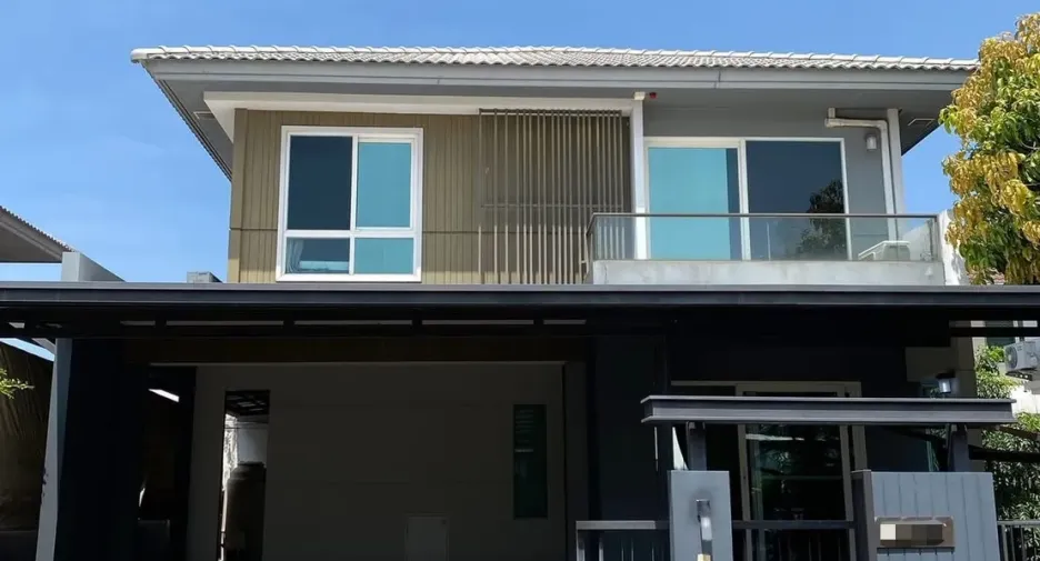 For rent 3 bedrooms house in Prawet, Bangkok