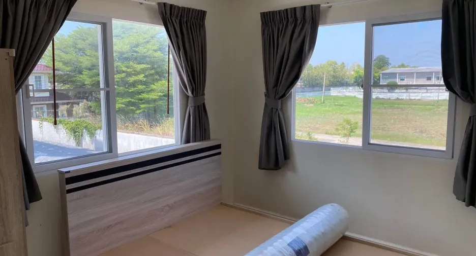 For rent 3 bedrooms house in Prawet, Bangkok