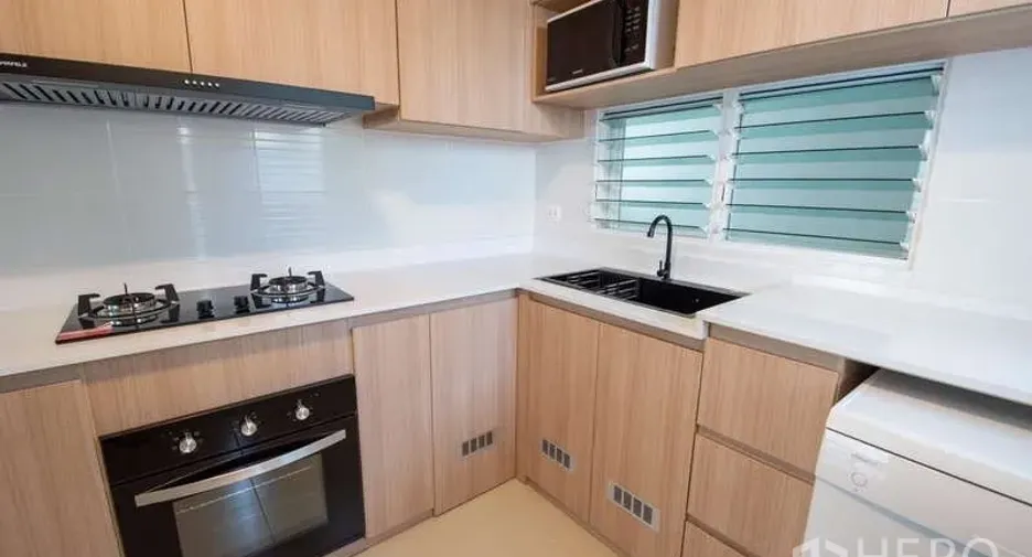 For rent 4 bedrooms house in Bang Phli, Samut Prakan