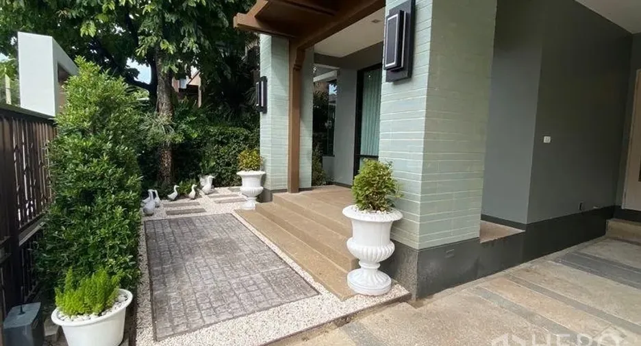 For rent 3 bedrooms house in Sai Mai, Bangkok
