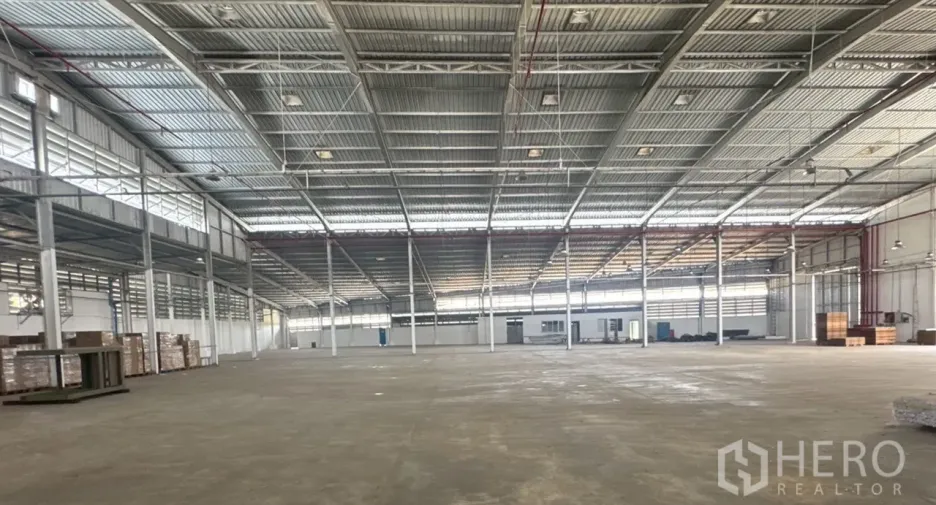For rent warehouse in Pak Kret, Nonthaburi