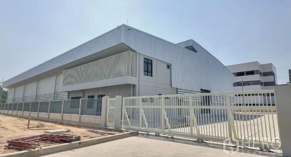 For rent warehouse in Mueang Chon Buri, Chonburi
