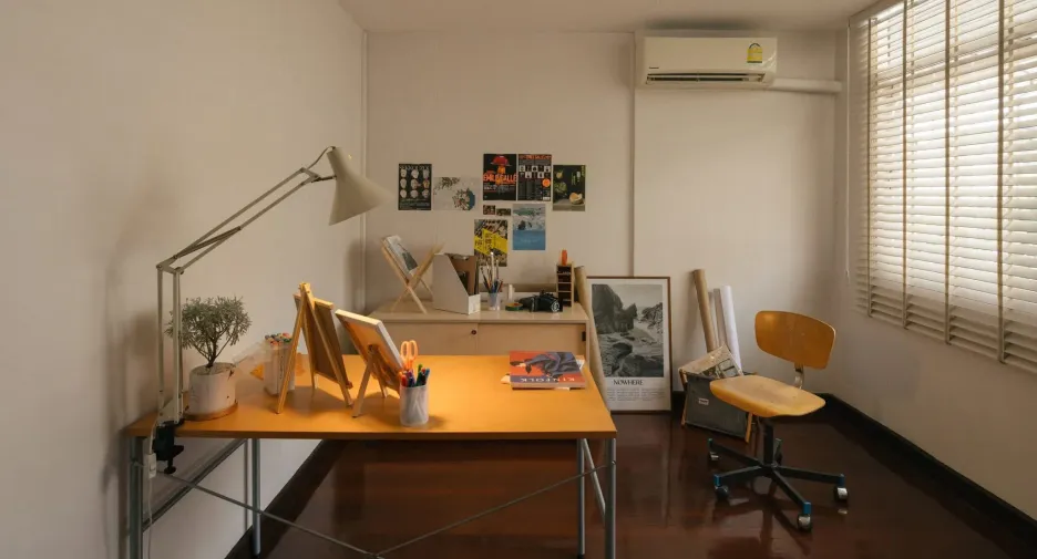For rent 3 bedrooms retail Space in Watthana, Bangkok