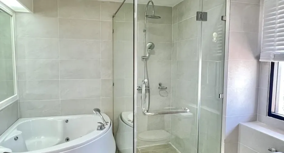 Wohnung zur Miete mit 4 Zimmer in Watthana, Bangkok