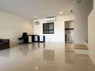 ขาย 3 ห้องนอน ทาวน์เฮ้าส์ ใน บางเสาธง, สมุทรปราการ
