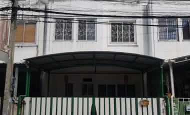 Casa adosada en venta de 4 habitaciones en Bueng Kum, Bangkok