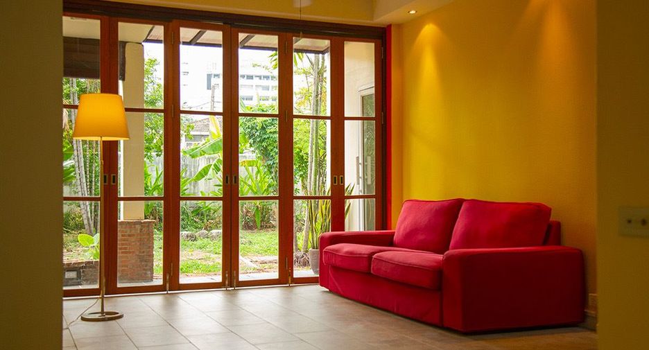 For sale 3 bedrooms house in Din Daeng, Bangkok