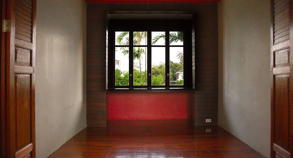 For sale 3 bedrooms house in Din Daeng, Bangkok