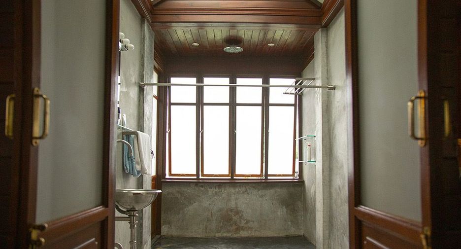 For sale 3 bedrooms house in Din Daeng, Bangkok