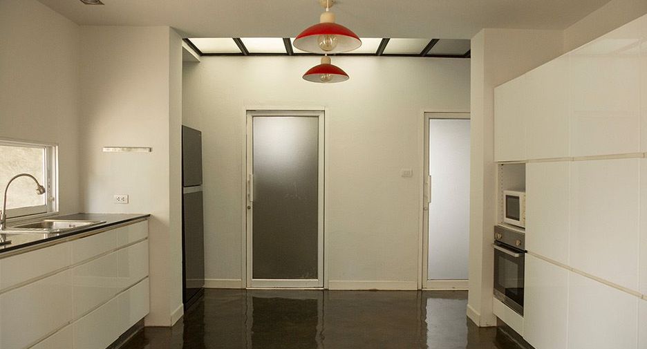 For sale 3 bedrooms house in Din Daeng, Bangkok
