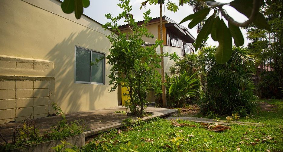 For sale 3 bedrooms house in Din Daeng, Bangkok