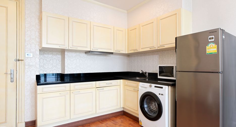 Wohnung zur Miete mit 1 Zimmer in Pathum Wan, Bangkok