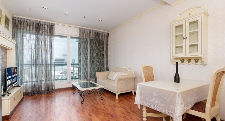 Wohnung zur Miete mit 1 Zimmer in Pathum Wan, Bangkok