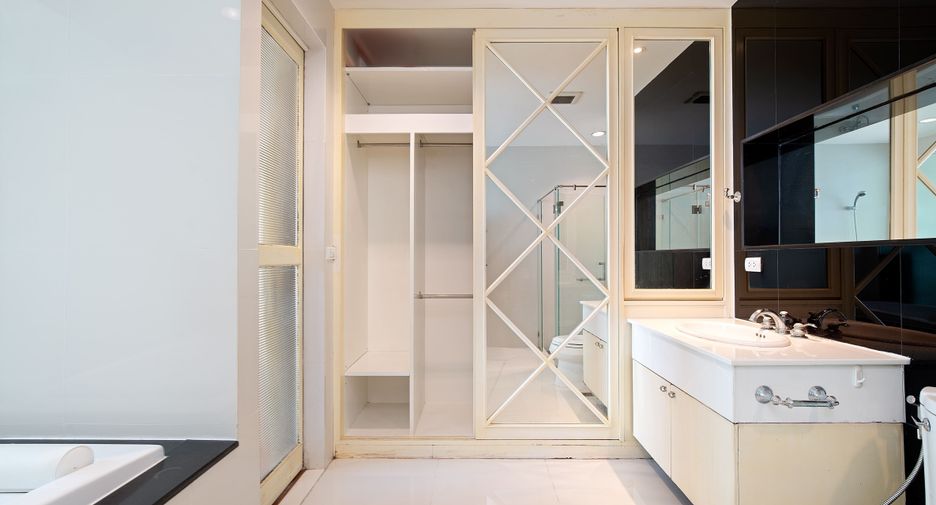 Wohnung zur Miete mit 1 Zimmer in Pathum Wan, Bangkok