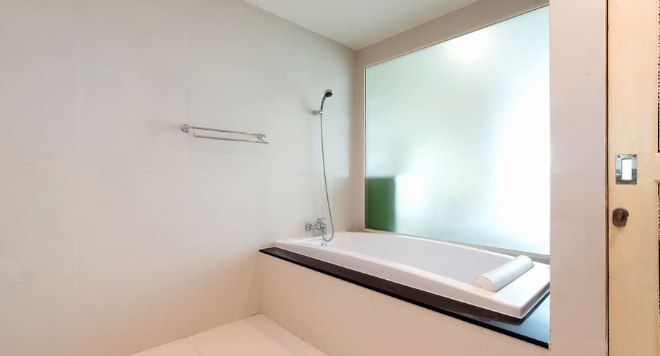 Wohnung zur Miete mit 1 Zimmer in Pathum Wan, Bangkok